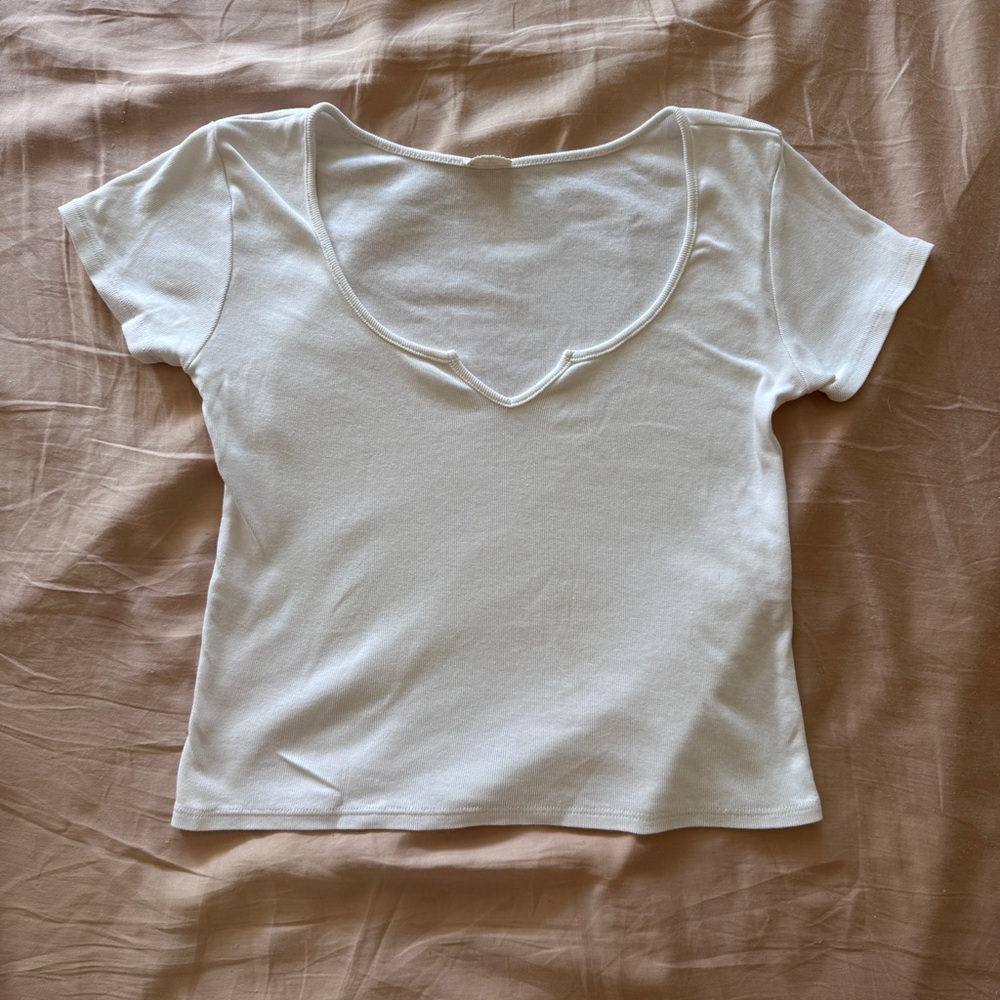 Brandy Melville White crop Top